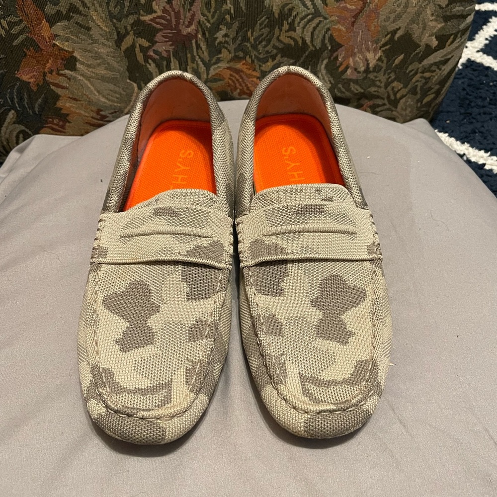Rothys men’s driving loafer